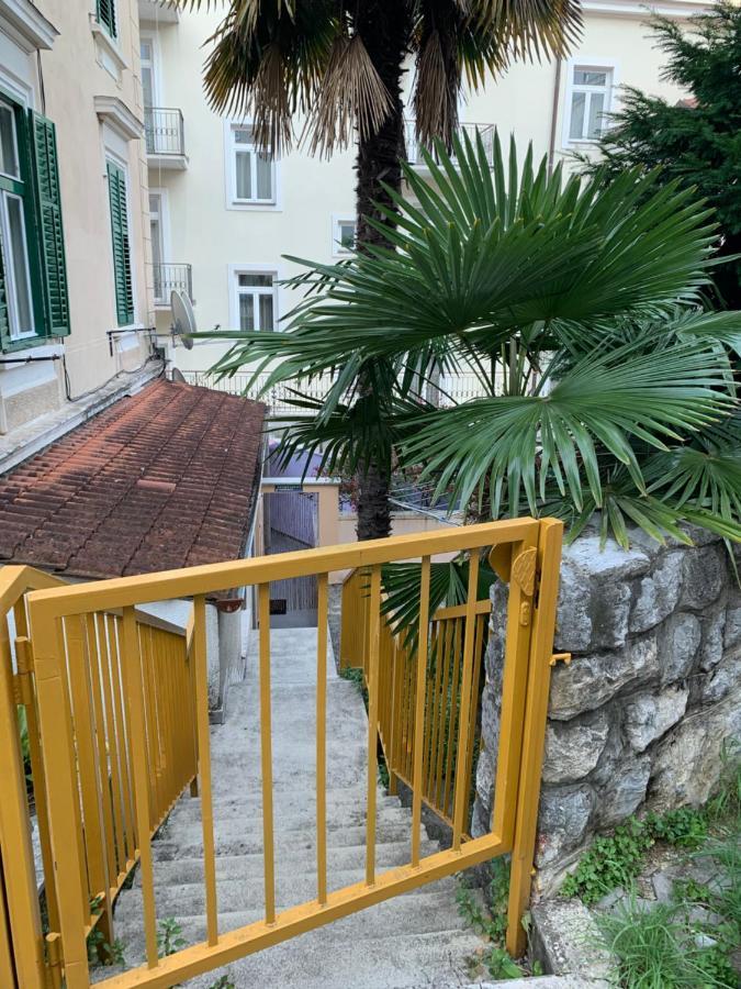 Opatija Central Studio Apartment Exteriör bild
