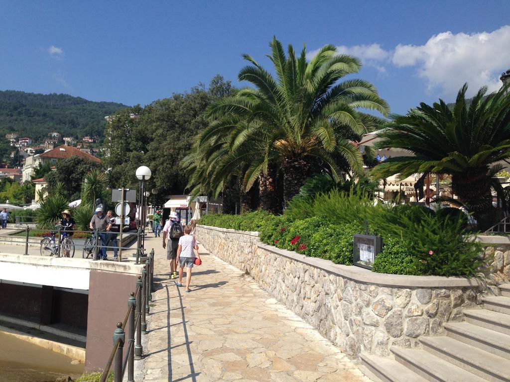 Opatija Central Studio Apartment Exteriör bild